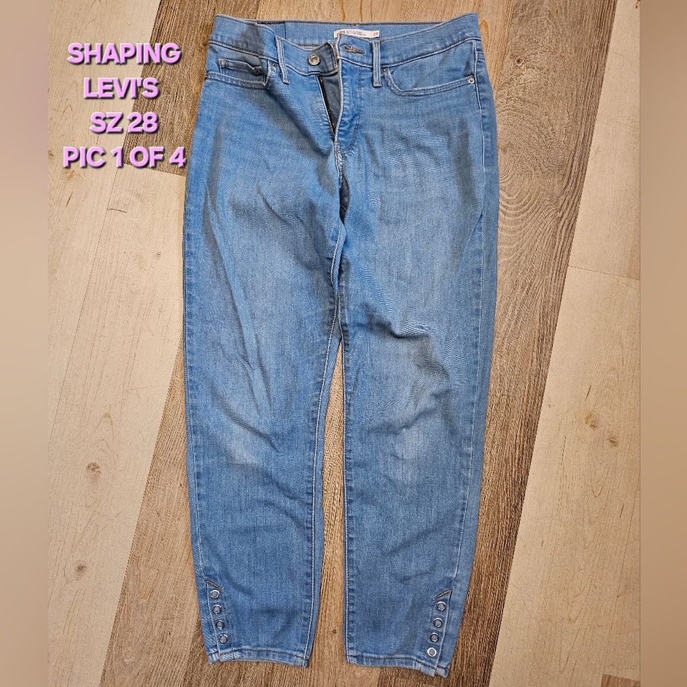 Levi's Women's Blue Jeans Sz 28 BUNDLE 3 JEANS FOR ONLY $50